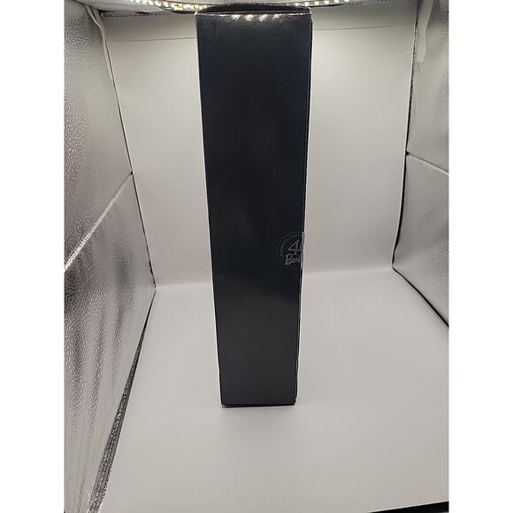 Barbie 40th Anniversary Blonde Collector Edition Doll 1999 Mattel 21384 - Picture 5 of 7